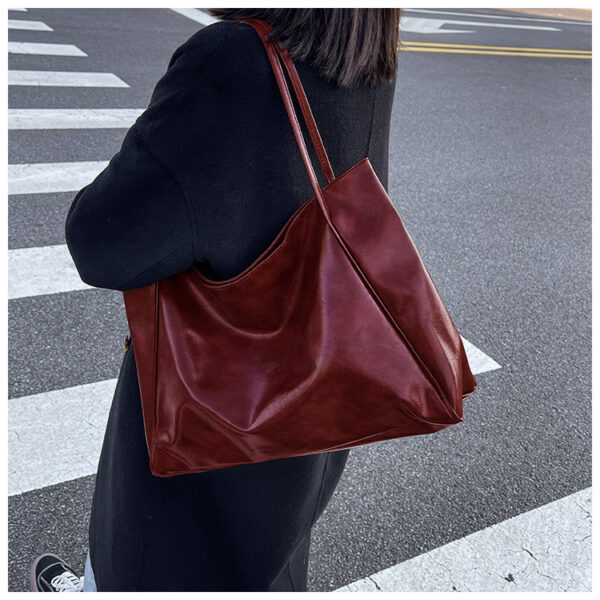 Women's Tote Shoulder Bag - Image 8
