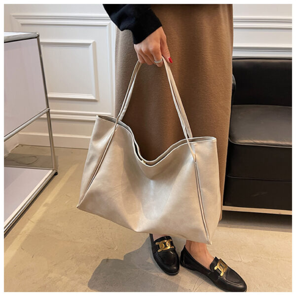 Women's Tote Shoulder Bag - Image 3